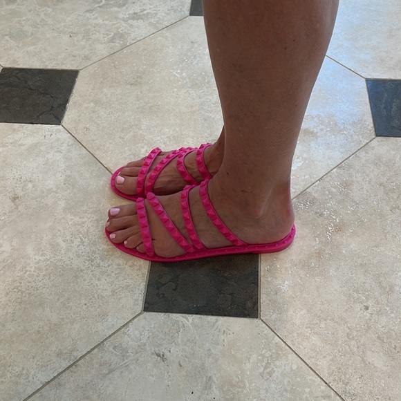 Olivia Miller New Hot Pink Jell Sandals - Picture 5 of 8